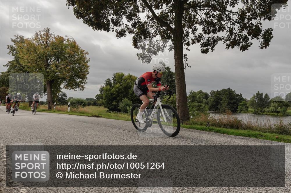 30.08.2026 - Elbe Triathlon Hamburg Michael Burmester http://msf.ph/oto/10051264 30.08.2026 10:13:23 Radfahren 505, 526, 619, 643, 752, 887 meine-sportfotos.de