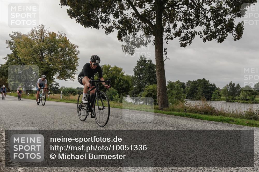30.08.2026 - Elbe Triathlon Hamburg Michael Burmester http://msf.ph/oto/10051336 30.08.2026 10:14:29 Radfahren 506, 720, 750, 803, 838, 932, 944 meine-sportfotos.de