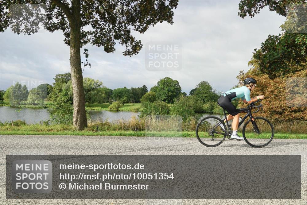 30.08.2026 - Elbe Triathlon Hamburg Michael Burmester http://msf.ph/oto/10051354 30.08.2026 09:54:45 Radfahren 400, 418, 541, 583, 648, 711, 911 meine-sportfotos.de