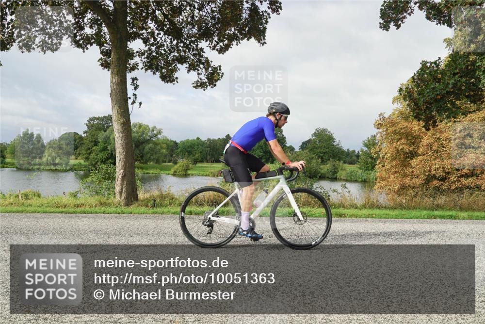 30.08.2026 - Elbe Triathlon Hamburg Michael Burmester http://msf.ph/oto/10051363 30.08.2026 09:54:51 Radfahren 400, 418, 541, 583, 729 meine-sportfotos.de