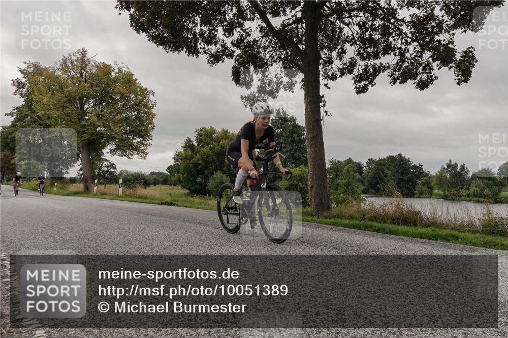 30.08.2026 - Elbe Triathlon Hamburg Michael Burmester http://msf.ph/oto/10051389 30.08.2026 10:15:14 Radfahren 577, 667, 891, 898 meine-sportfotos.de