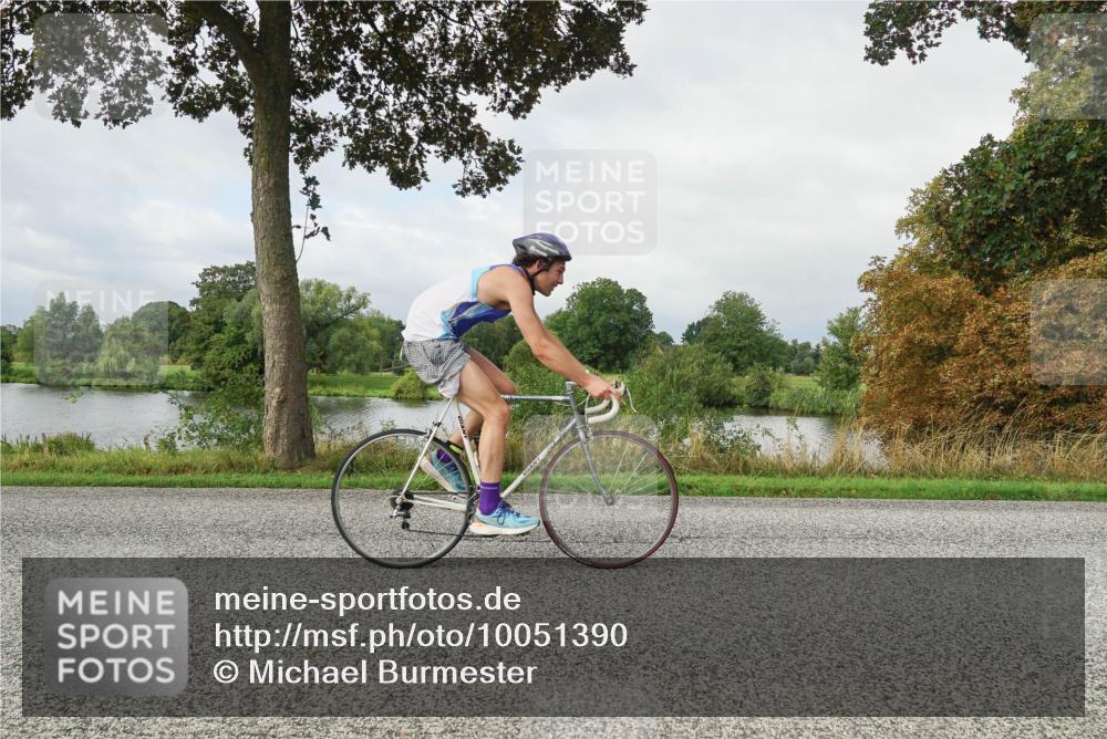 30.08.2026 - Elbe Triathlon Hamburg Michael Burmester http://msf.ph/oto/10051390 30.08.2026 09:55:23 Radfahren 457, 488, 528, 534, 617, 628, 633, 939, 961, 967, 967 meine-sportfotos.de