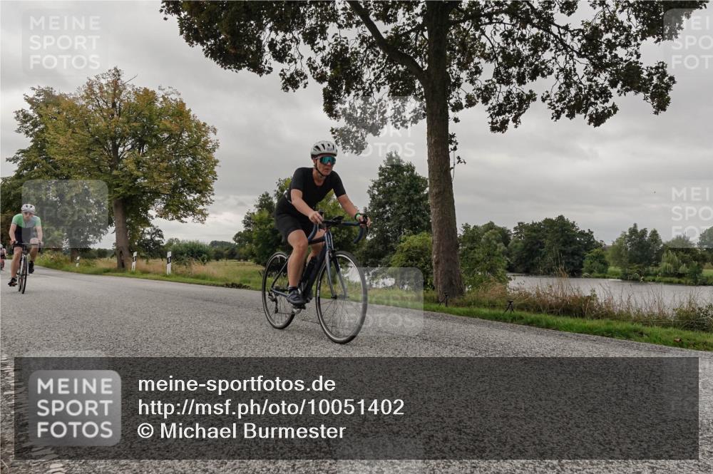 30.08.2026 - Elbe Triathlon Hamburg Michael Burmester http://msf.ph/oto/10051402 30.08.2026 10:15:27 Radfahren 513, 699, 810, 919, 934 meine-sportfotos.de
