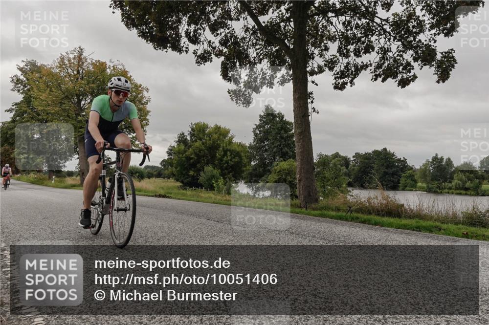 30.08.2026 - Elbe Triathlon Hamburg Michael Burmester http://msf.ph/oto/10051406 30.08.2026 10:15:28 Radfahren 513, 699, 810, 919, 934 meine-sportfotos.de