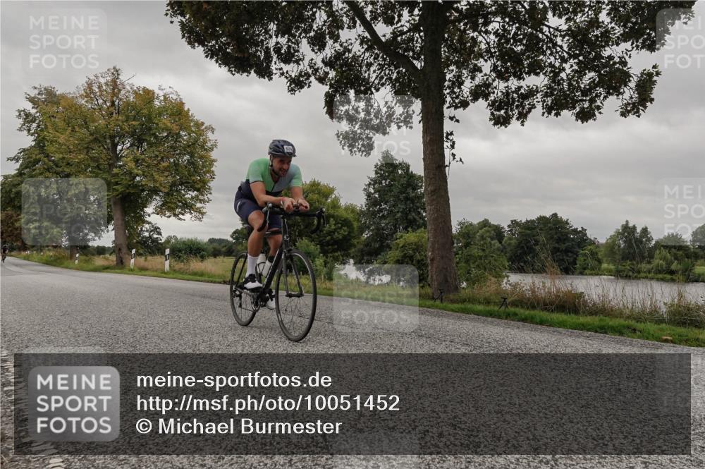 30.08.2026 - Elbe Triathlon Hamburg Michael Burmester http://msf.ph/oto/10051452 30.08.2026 10:16:10 Radfahren 540, 624, 671, 874, 958 meine-sportfotos.de