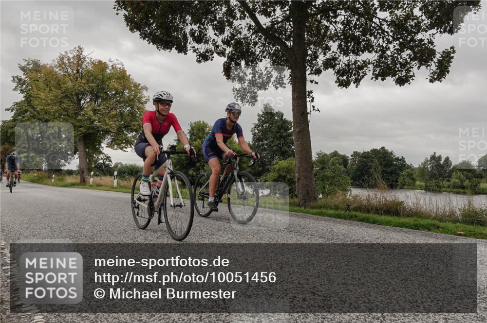 30.08.2026 - Elbe Triathlon Hamburg Michael Burmester http://msf.ph/oto/10051456 30.08.2026 10:16:16 Radfahren 409, 671, 726, 790, 863, 874, 958 meine-sportfotos.de