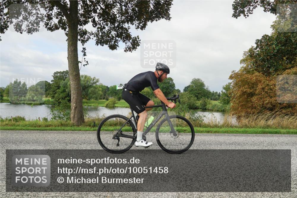 30.08.2026 - Elbe Triathlon Hamburg Michael Burmester http://msf.ph/oto/10051458 30.08.2026 09:56:00 Radfahren 399, 437, 581, 756, 788, 969 meine-sportfotos.de