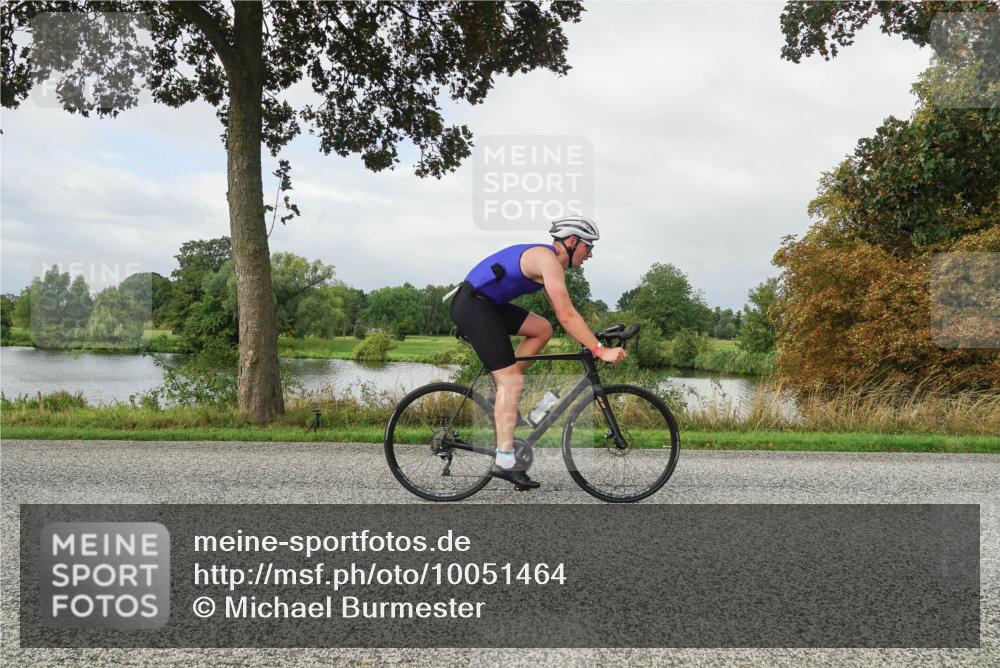 30.08.2026 - Elbe Triathlon Hamburg Michael Burmester http://msf.ph/oto/10051464 30.08.2026 09:56:04 Radfahren 581, 756, 902, 969 meine-sportfotos.de