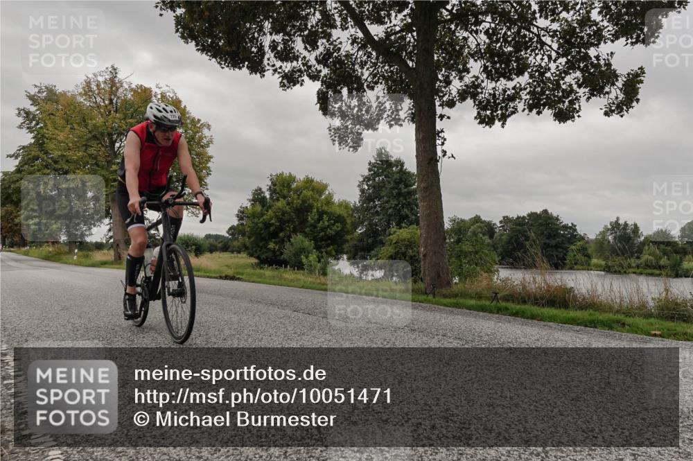 30.08.2026 - Elbe Triathlon Hamburg Michael Burmester http://msf.ph/oto/10051471 30.08.2026 10:16:23 Radfahren 548, 650, 726, 863 meine-sportfotos.de
