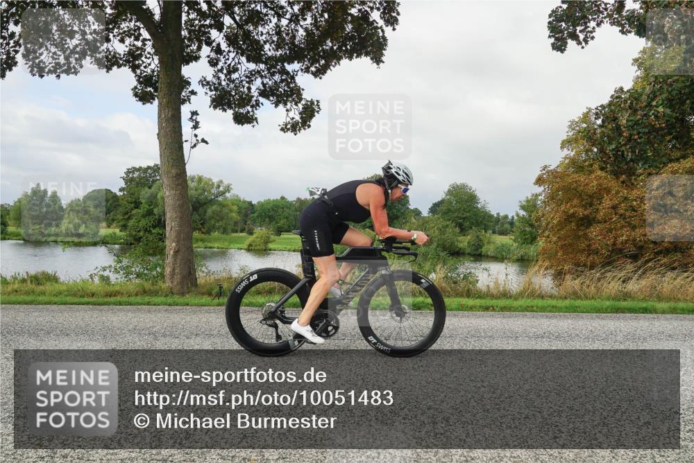 30.08.2026 - Elbe Triathlon Hamburg Michael Burmester http://msf.ph/oto/10051483 30.08.2026 09:56:22 Radfahren 363, 626, 883, 983 meine-sportfotos.de