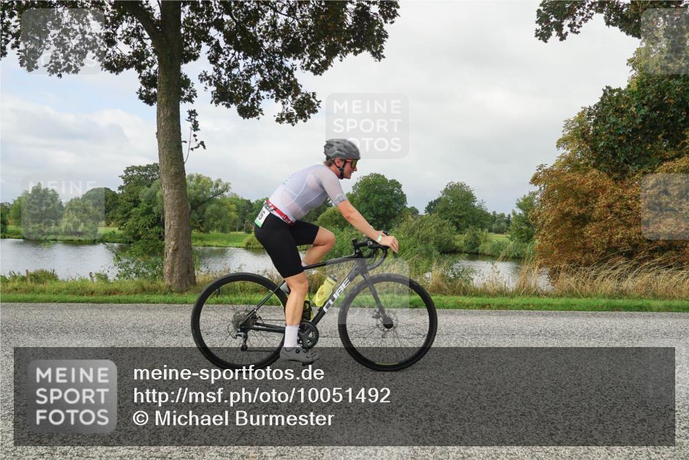 30.08.2026 - Elbe Triathlon Hamburg Michael Burmester http://msf.ph/oto/10051492 30.08.2026 09:56:30 Radfahren 363, 421, 731, 853, 883, 926 meine-sportfotos.de