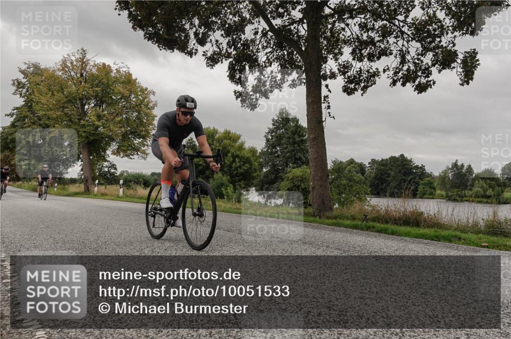 30.08.2026 - Elbe Triathlon Hamburg Michael Burmester http://msf.ph/oto/10051533 30.08.2026 10:17:26 Radfahren 558, 596, 598, 620, 636, 662, 704 meine-sportfotos.de