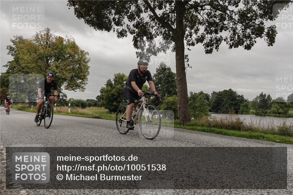 30.08.2026 - Elbe Triathlon Hamburg Michael Burmester http://msf.ph/oto/10051538 30.08.2026 10:17:28 Radfahren 472, 558, 598, 620, 636, 662, 704 meine-sportfotos.de