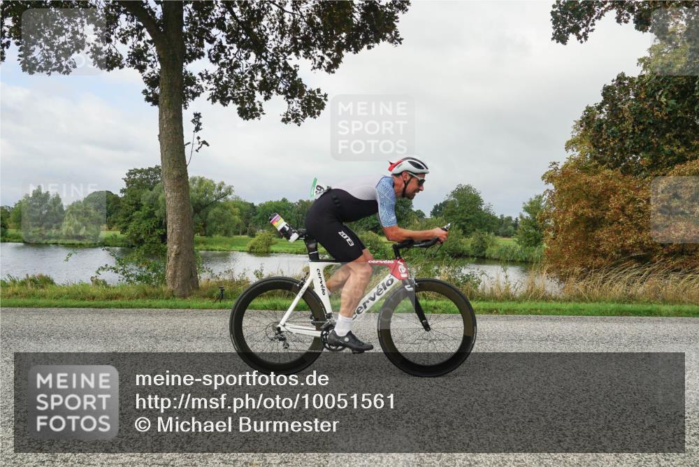 30.08.2026 - Elbe Triathlon Hamburg Michael Burmester http://msf.ph/oto/10051561 30.08.2026 09:57:23 Radfahren 261, 641, 658, 678, 698, 747, 810, 887, 1896 meine-sportfotos.de