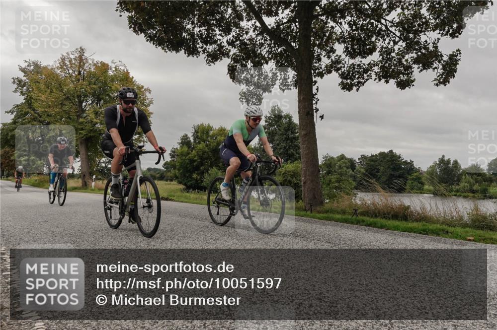 30.08.2026 - Elbe Triathlon Hamburg Michael Burmester http://msf.ph/oto/10051597 30.08.2026 10:18:31 Radfahren 556, 571, 618, 725, 774 meine-sportfotos.de