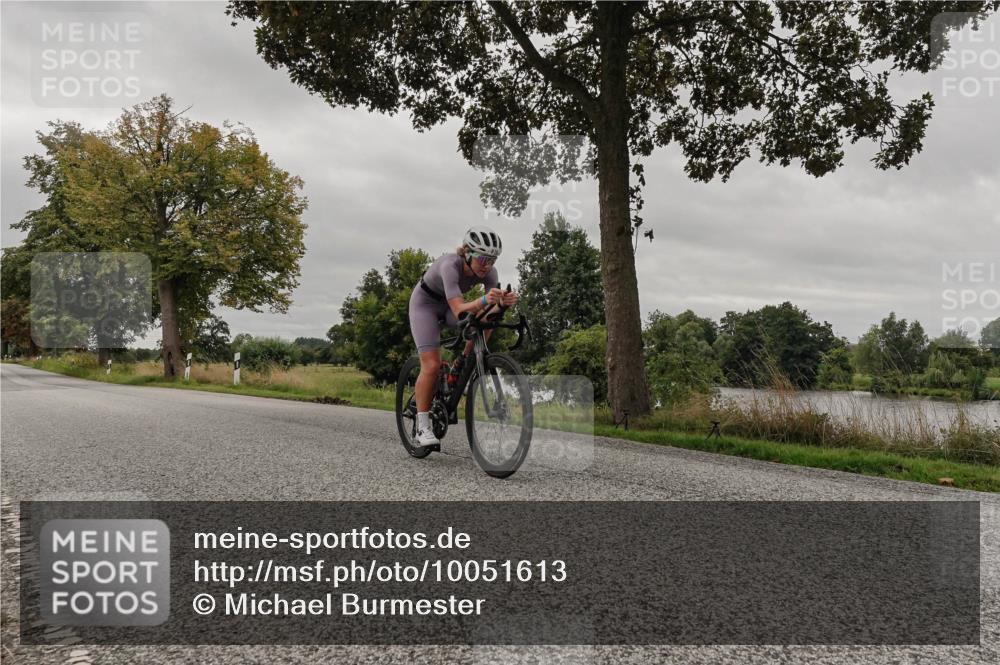 30.08.2026 - Elbe Triathlon Hamburg Michael Burmester http://msf.ph/oto/10051613 30.08.2026 10:18:48 Radfahren 568, 870, 882 meine-sportfotos.de