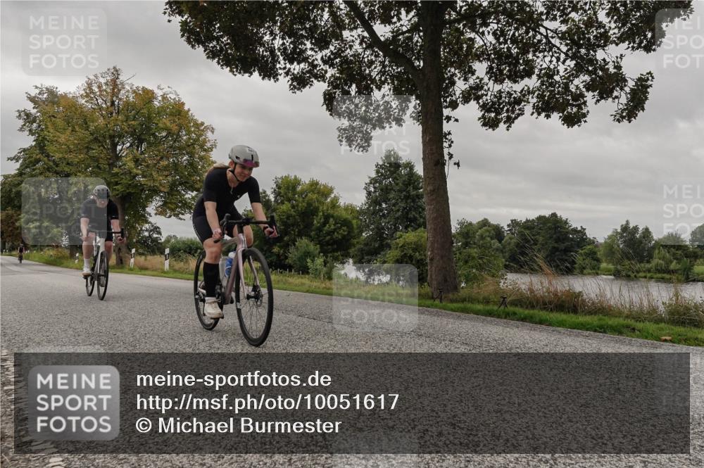 30.08.2026 - Elbe Triathlon Hamburg Michael Burmester http://msf.ph/oto/10051617 30.08.2026 10:18:53 Radfahren 568, 827, 882, 931 meine-sportfotos.de