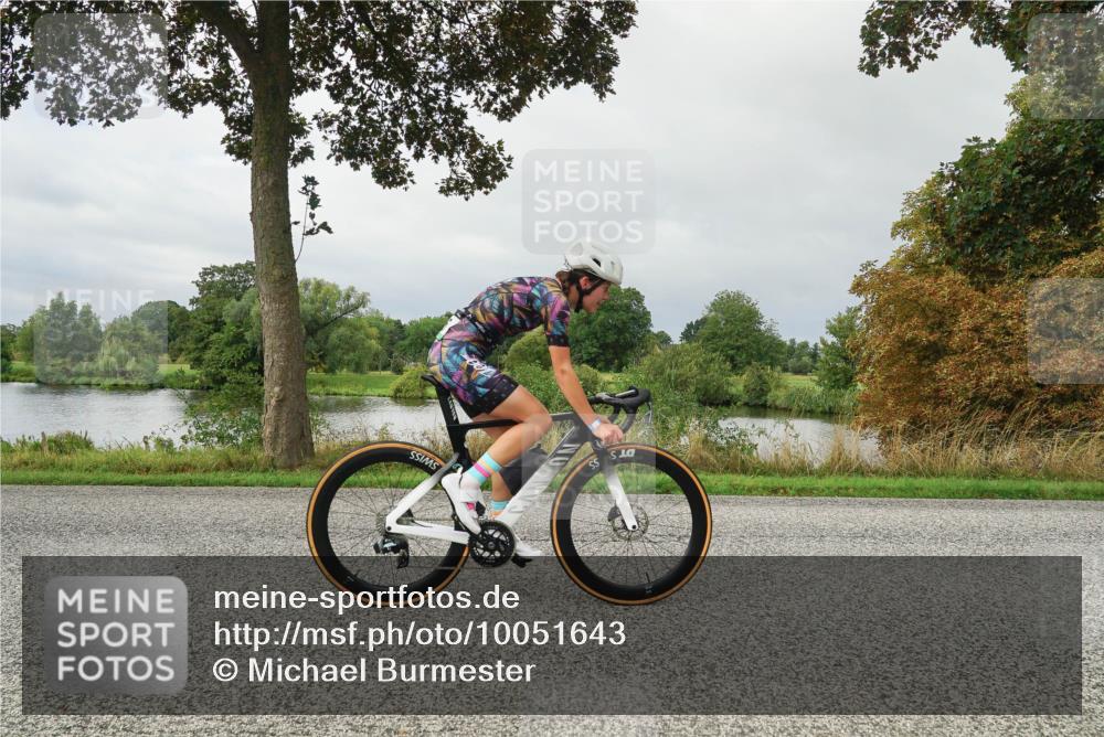 30.08.2026 - Elbe Triathlon Hamburg Michael Burmester http://msf.ph/oto/10051643 30.08.2026 09:58:24 Radfahren 481, 603, 607, 701, 722, 728, 886, 891 meine-sportfotos.de