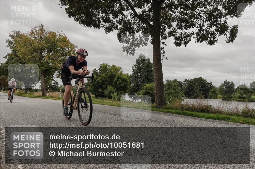 30.08.2026 - Elbe Triathlon Hamburg Michael Burmester http://msf.ph/oto/10051681 30.08.2026 10:20:29 Radfahren 659, 798, 857, 862, 873 meine-sportfotos.de
