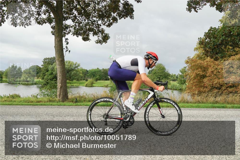 30.08.2026 - Elbe Triathlon Hamburg Michael Burmester http://msf.ph/oto/10051789 30.08.2026 10:00:11 Radfahren 841 meine-sportfotos.de