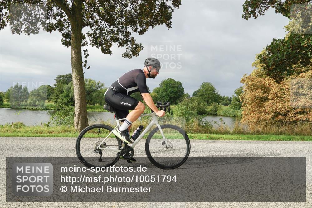 30.08.2026 - Elbe Triathlon Hamburg Michael Burmester http://msf.ph/oto/10051794 30.08.2026 10:00:30 Radfahren 510, 571, 638, 898, 931 meine-sportfotos.de