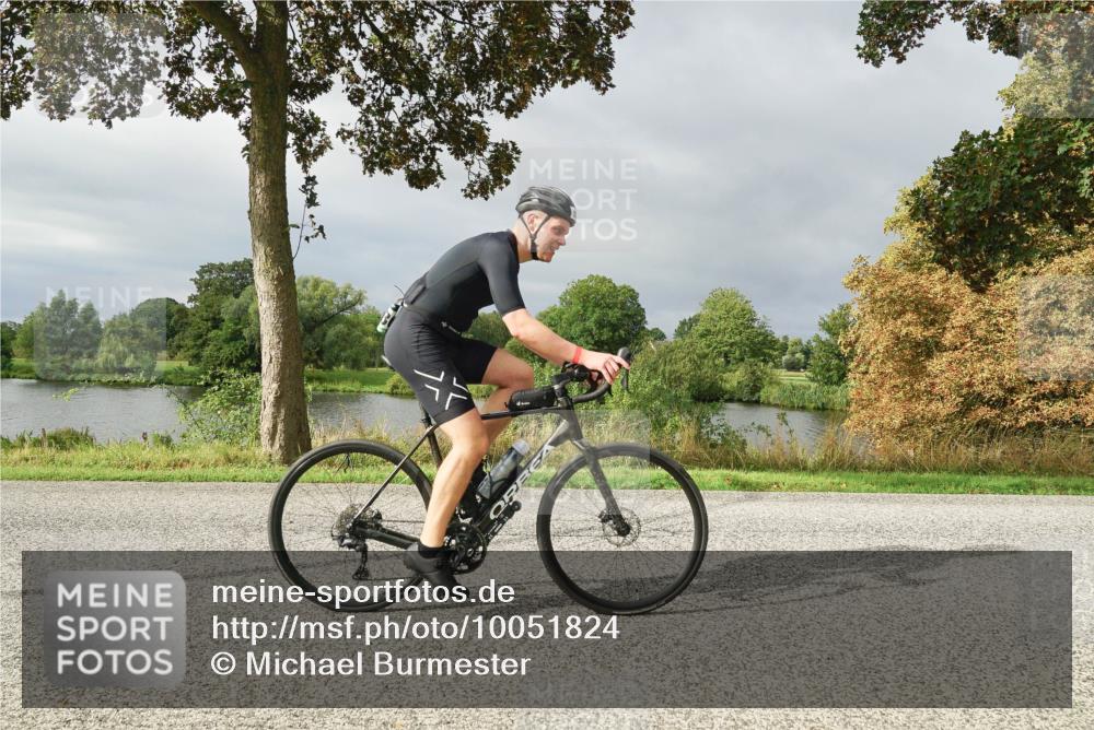 30.08.2026 - Elbe Triathlon Hamburg Michael Burmester http://msf.ph/oto/10051824 30.08.2026 10:01:02 Radfahren 548, 636, 671, 675, 699, 705, 826 meine-sportfotos.de