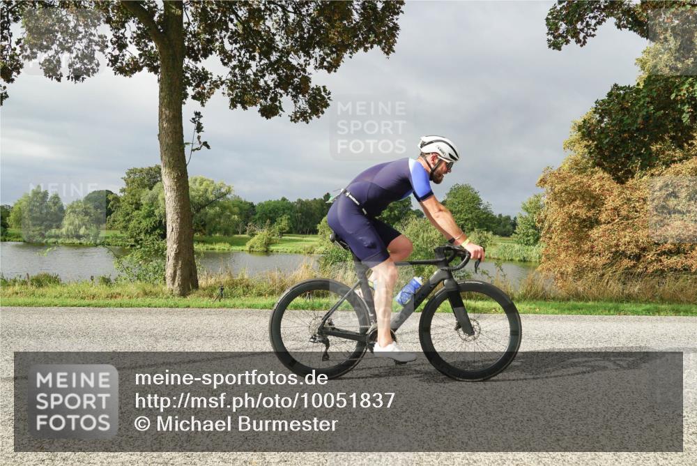 30.08.2026 - Elbe Triathlon Hamburg Michael Burmester http://msf.ph/oto/10051837 30.08.2026 10:01:13 Radfahren 533, 650, 700, 831 meine-sportfotos.de