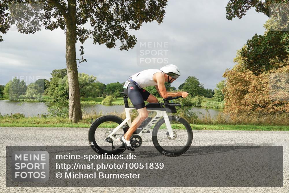 30.08.2026 - Elbe Triathlon Hamburg Michael Burmester http://msf.ph/oto/10051839 30.08.2026 10:01:15 Radfahren 533, 650, 700 meine-sportfotos.de