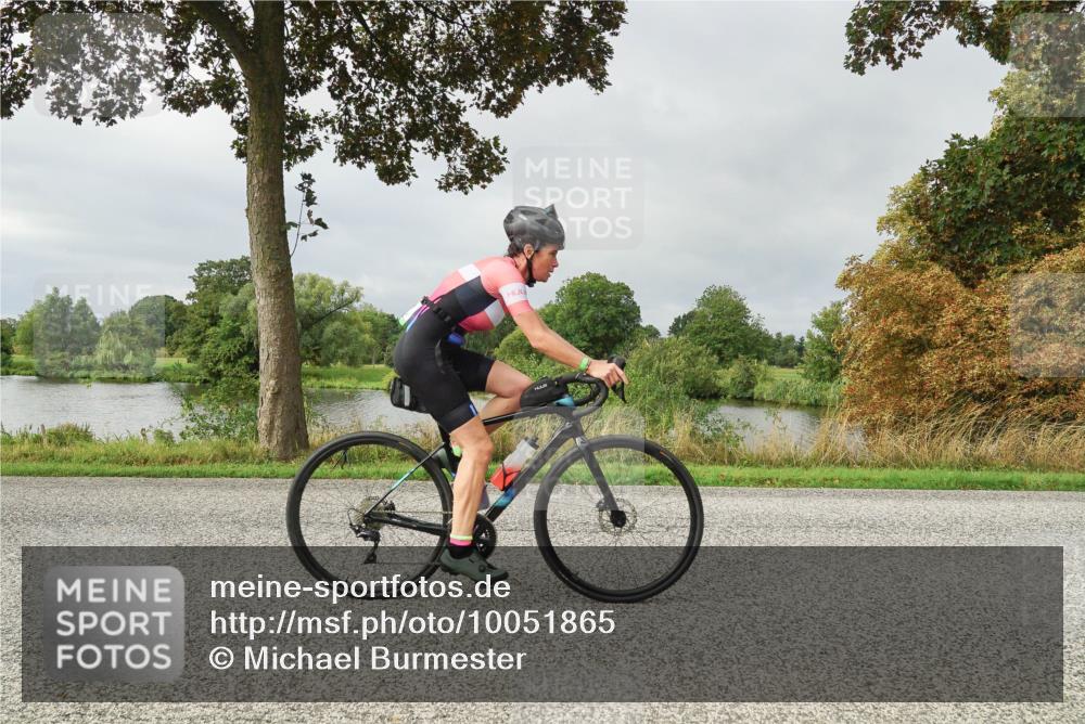 30.08.2026 - Elbe Triathlon Hamburg Michael Burmester http://msf.ph/oto/10051865 30.08.2026 10:01:40 Radfahren 566, 620, 651, 782, 975 meine-sportfotos.de
