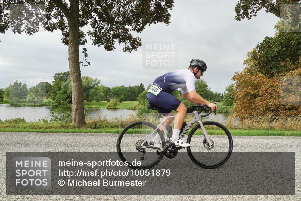 30.08.2026 - Elbe Triathlon Hamburg Michael Burmester http://msf.ph/oto/10051879 30.08.2026 10:01:49 Radfahren 546, 651, 694 meine-sportfotos.de