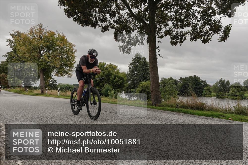 30.08.2026 - Elbe Triathlon Hamburg Michael Burmester http://msf.ph/oto/10051881 30.08.2026 10:24:49 Radfahren 787, 889 meine-sportfotos.de