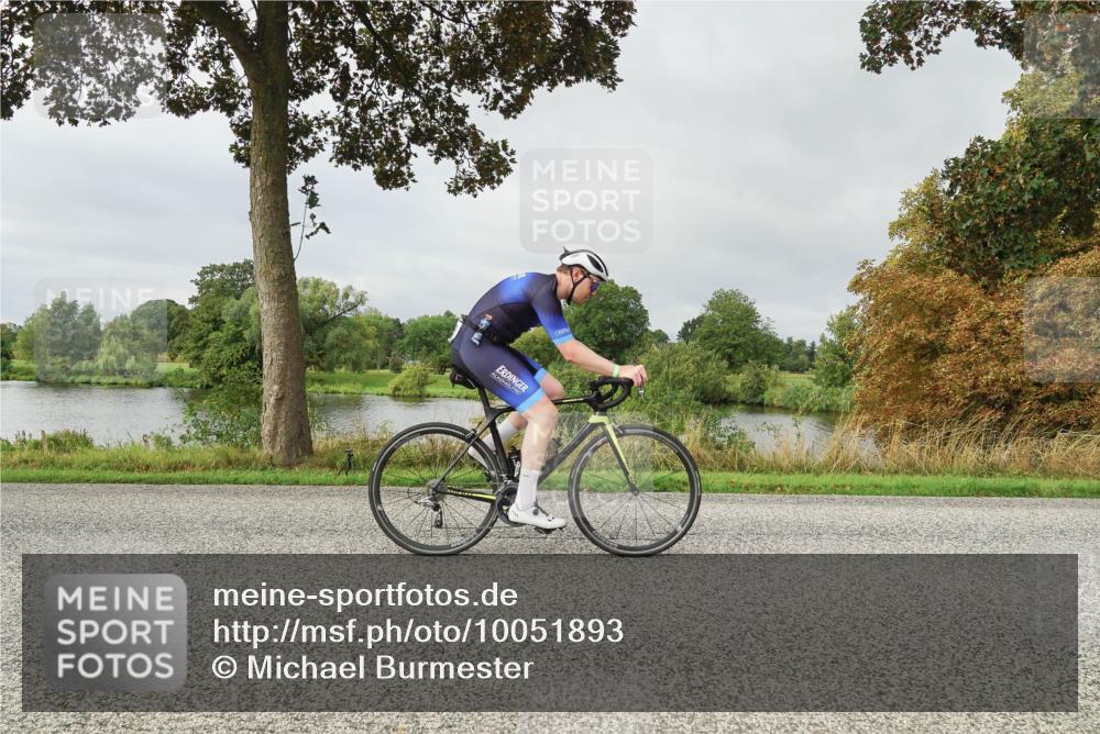 30.08.2026 - Elbe Triathlon Hamburg Michael Burmester http://msf.ph/oto/10051893 30.08.2026 10:02:06 Radfahren 438, 552, 622, 640, 702, 704, 915, 940 meine-sportfotos.de
