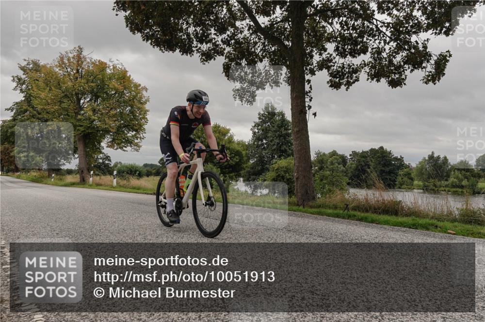 30.08.2026 - Elbe Triathlon Hamburg Michael Burmester http://msf.ph/oto/10051913 30.08.2026 10:25:21 Radfahren 693, 696, 800 meine-sportfotos.de