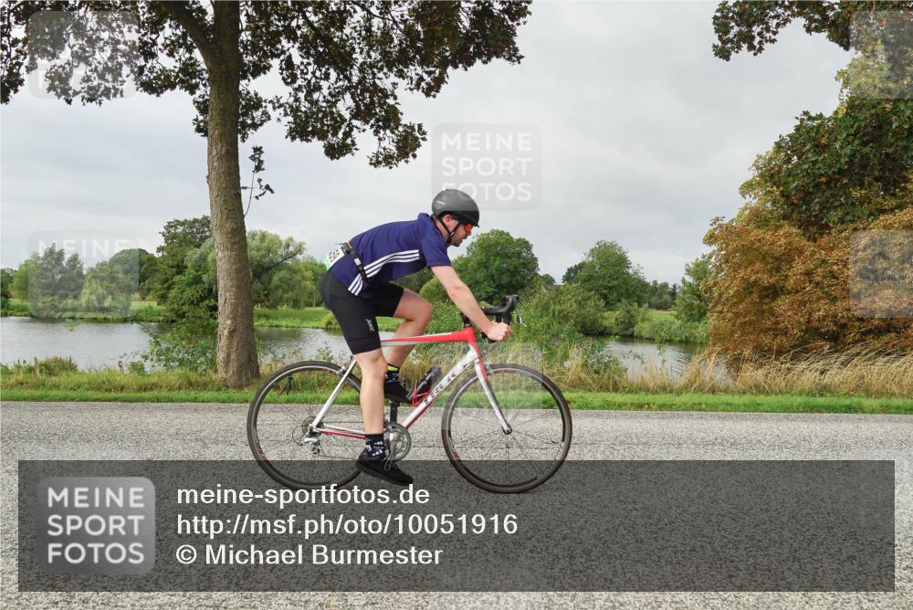 30.08.2026 - Elbe Triathlon Hamburg Michael Burmester http://msf.ph/oto/10051916 30.08.2026 10:02:19 Radfahren 414, 459, 568, 725, 879, 882 meine-sportfotos.de
