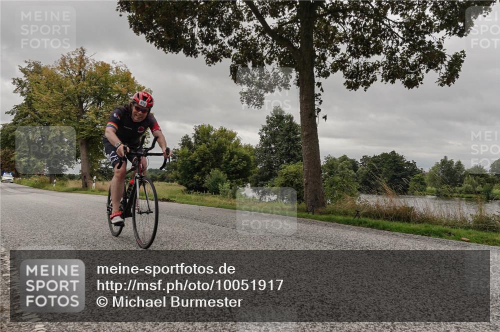 30.08.2026 - Elbe Triathlon Hamburg Michael Burmester http://msf.ph/oto/10051917 30.08.2026 10:25:26 Radfahren 696, 946 meine-sportfotos.de