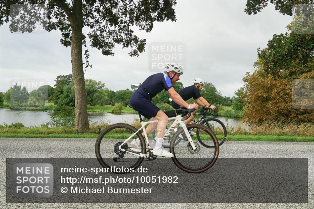 30.08.2026 - Elbe Triathlon Hamburg Michael Burmester http://msf.ph/oto/10051982 30.08.2026 10:03:11 Radfahren 484, 567, 666, 857 meine-sportfotos.de
