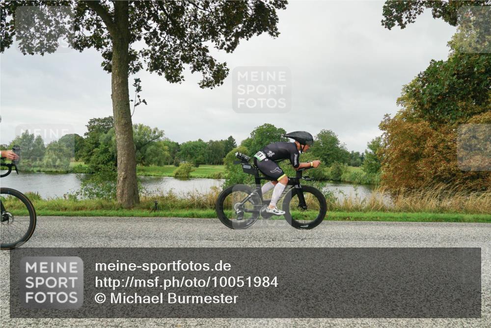 30.08.2026 - Elbe Triathlon Hamburg Michael Burmester http://msf.ph/oto/10051984 30.08.2026 10:03:25 Radfahren 499, 681, 873 meine-sportfotos.de