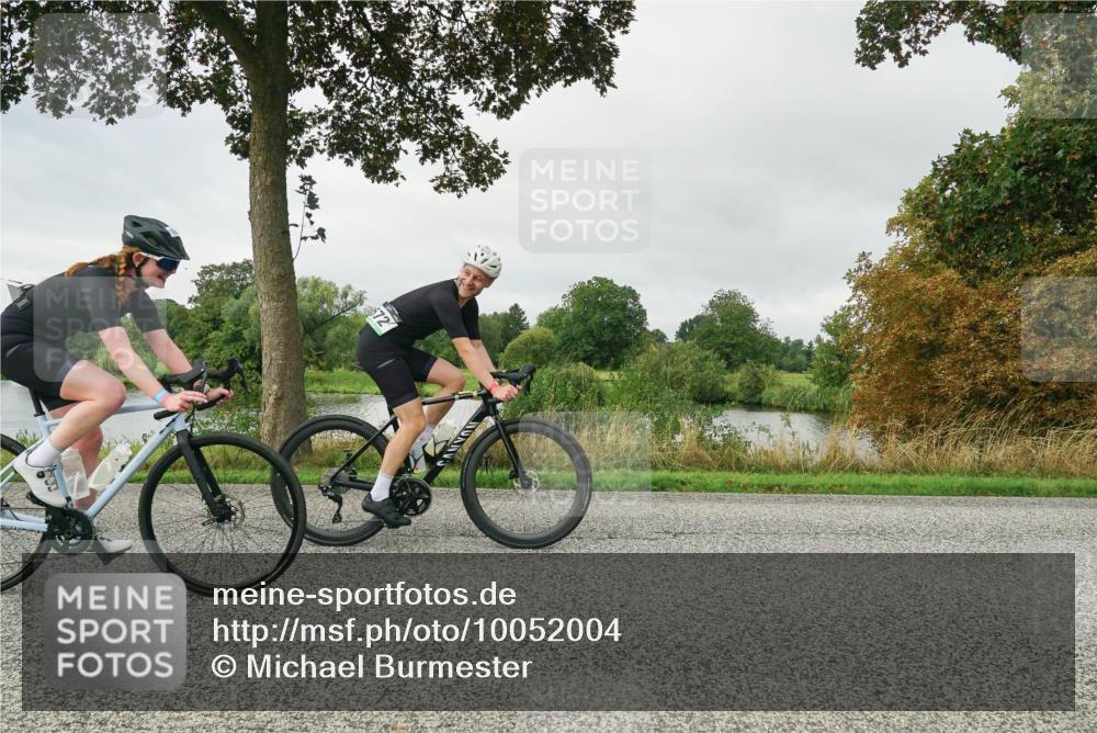 30.08.2026 - Elbe Triathlon Hamburg Michael Burmester http://msf.ph/oto/10052004 30.08.2026 10:03:42 Radfahren 572, 672, 764, 795, 824, 945 meine-sportfotos.de