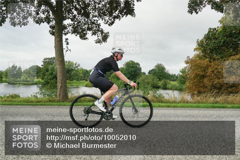30.08.2026 - Elbe Triathlon Hamburg Michael Burmester http://msf.ph/oto/10052010 30.08.2026 10:03:46 Radfahren 426, 536, 764, 795, 945 meine-sportfotos.de