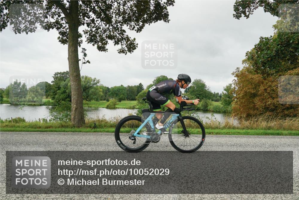 30.08.2026 - Elbe Triathlon Hamburg Michael Burmester http://msf.ph/oto/10052029 30.08.2026 10:04:12 Radfahren 818, 844, 948, 952 meine-sportfotos.de