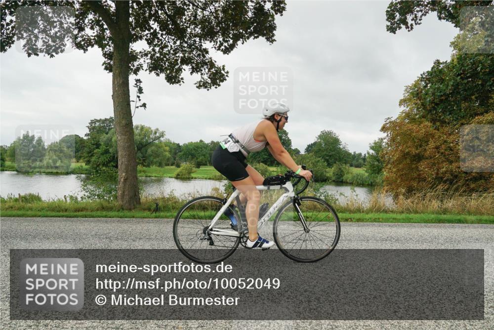 30.08.2026 - Elbe Triathlon Hamburg Michael Burmester http://msf.ph/oto/10052049 30.08.2026 10:04:37 Radfahren 809, 904 meine-sportfotos.de
