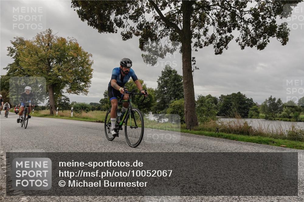 30.08.2026 - Elbe Triathlon Hamburg Michael Burmester http://msf.ph/oto/10052067 30.08.2026 10:28:32 Radfahren 395, 714, 789, 843, 854, 896, 979, 1032 meine-sportfotos.de