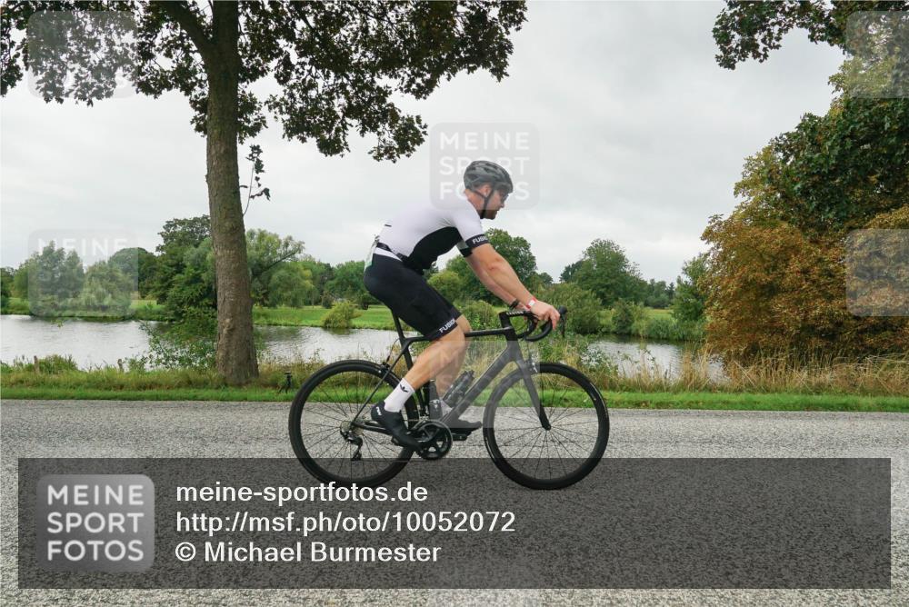 30.08.2026 - Elbe Triathlon Hamburg Michael Burmester http://msf.ph/oto/10052072 30.08.2026 10:05:20 Radfahren 591, 659, 683, 798 meine-sportfotos.de