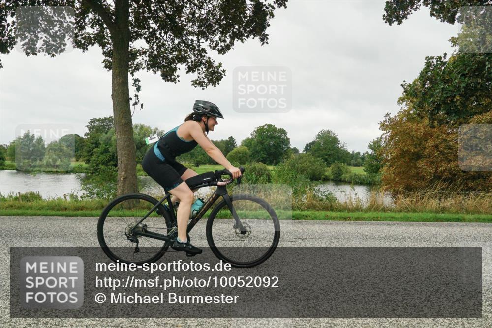 30.08.2026 - Elbe Triathlon Hamburg Michael Burmester http://msf.ph/oto/10052092 30.08.2026 10:05:50 Radfahren 542, 786, 894 meine-sportfotos.de