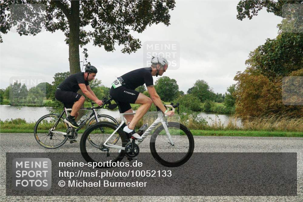 30.08.2026 - Elbe Triathlon Hamburg Michael Burmester http://msf.ph/oto/10052133 30.08.2026 10:06:34 Radfahren 490, 498, 555, 609, 906 meine-sportfotos.de