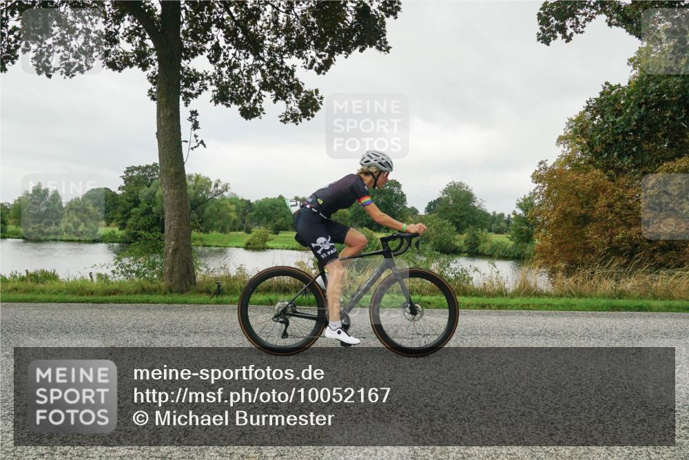 30.08.2026 - Elbe Triathlon Hamburg Michael Burmester http://msf.ph/oto/10052167 30.08.2026 10:06:58 Radfahren 449, 794, 977 meine-sportfotos.de