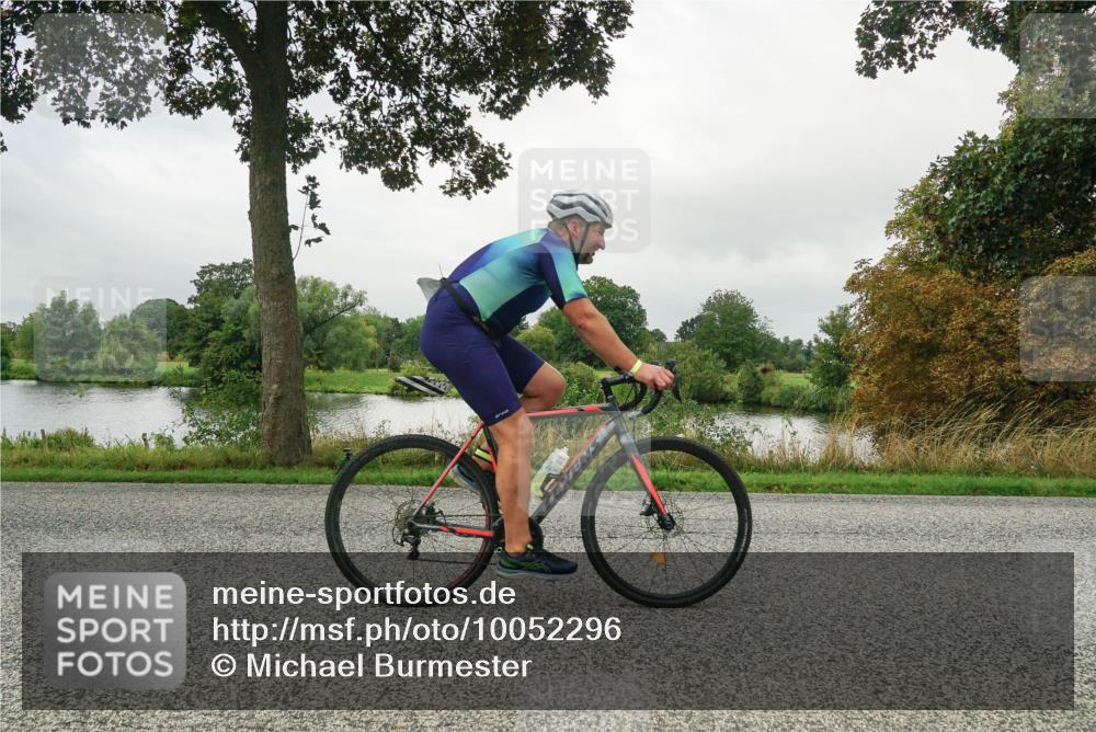 30.08.2026 - Elbe Triathlon Hamburg Michael Burmester http://msf.ph/oto/10052296 30.08.2026 10:08:44 Radfahren 425, 634, 686, 709, 736, 792 meine-sportfotos.de
