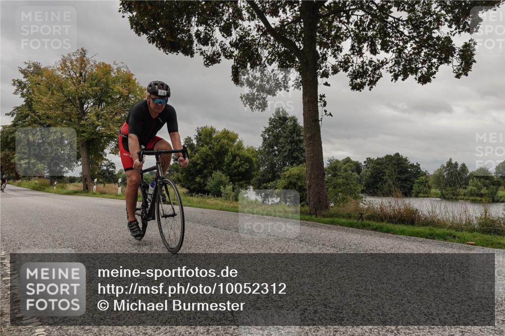 30.08.2026 - Elbe Triathlon Hamburg Michael Burmester http://msf.ph/oto/10052312 30.08.2026 10:31:44 Radfahren 710, 788, 1058, 1111 meine-sportfotos.de