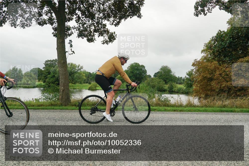 30.08.2026 - Elbe Triathlon Hamburg Michael Burmester http://msf.ph/oto/10052336 30.08.2026 10:09:19 Radfahren 443, 860, 861 meine-sportfotos.de