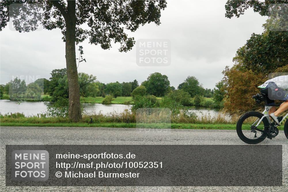30.08.2026 - Elbe Triathlon Hamburg Michael Burmester http://msf.ph/oto/10052351 30.08.2026 10:09:43 Radfahren 693, 716, 811, 828, 896, 929, 1897 meine-sportfotos.de